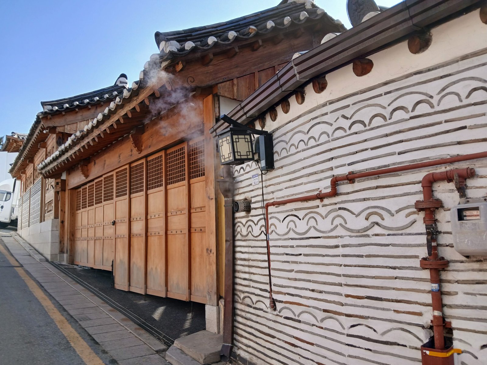 Bukchon Hanok Village: Visiting Hours, Restricted Zones and a Respectful Walk